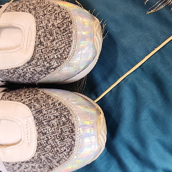 Juicy Couture Sneakers - Picture 6 of 8